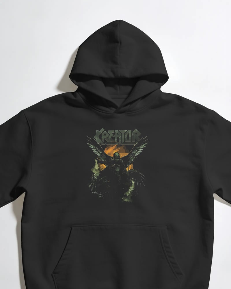 Siyah oversize kapüşonlu sweatshirt üzerinde Kreator Gün Batımı Kanatlı baskısı, kafatası figürlü, fotoğraf 1/3