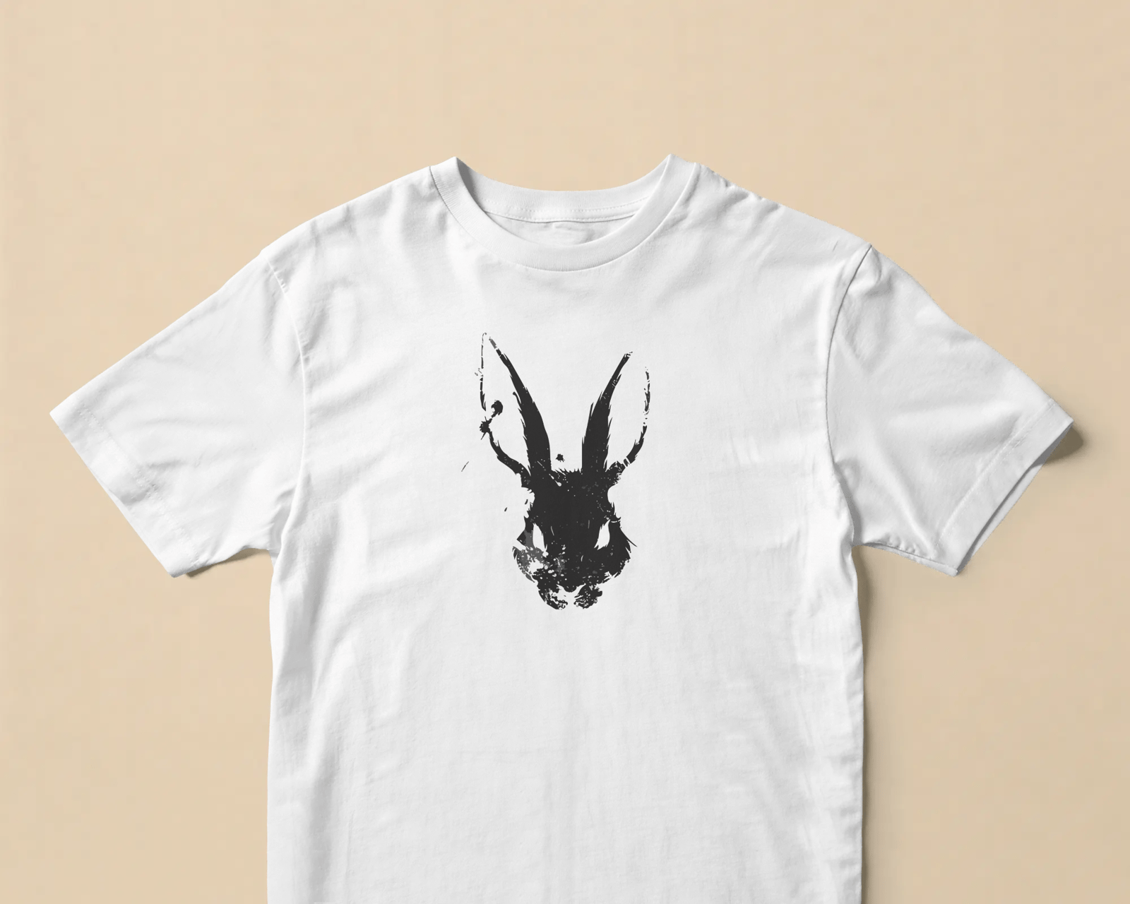 Dark Rabbit Beyaz Tişört