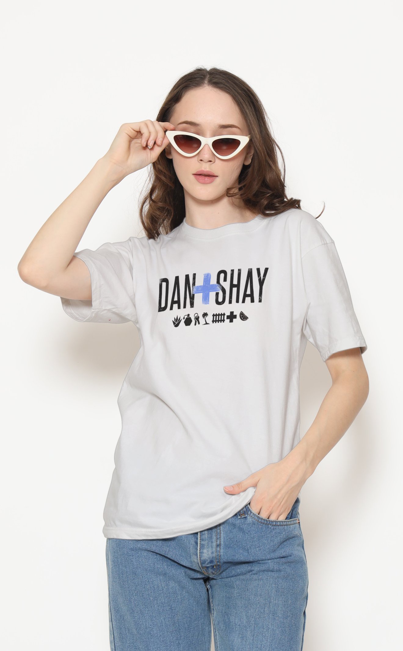 Dan + Shay Unisex Beyaz Tişört