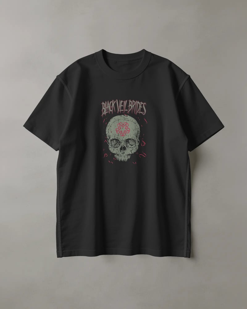 Siyah regular tişört üzerinde Black Veil Brides baskısı, gotik tarzı, kafatası figürlü, fotoğraf 1/3