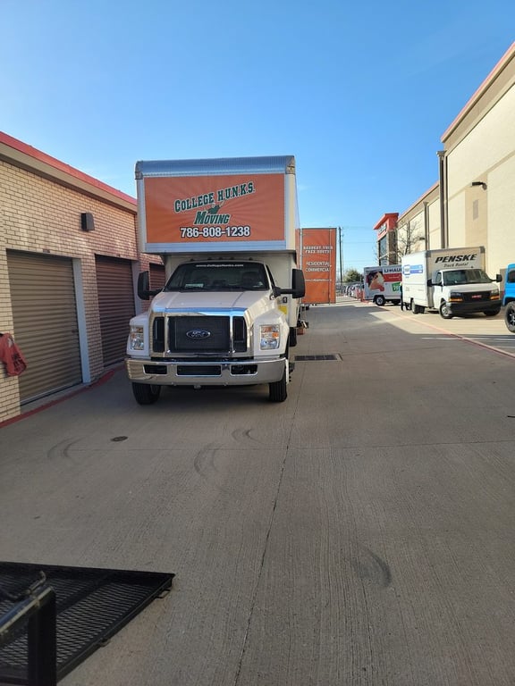 College Hunks Hauling Junk & Moving - Plano