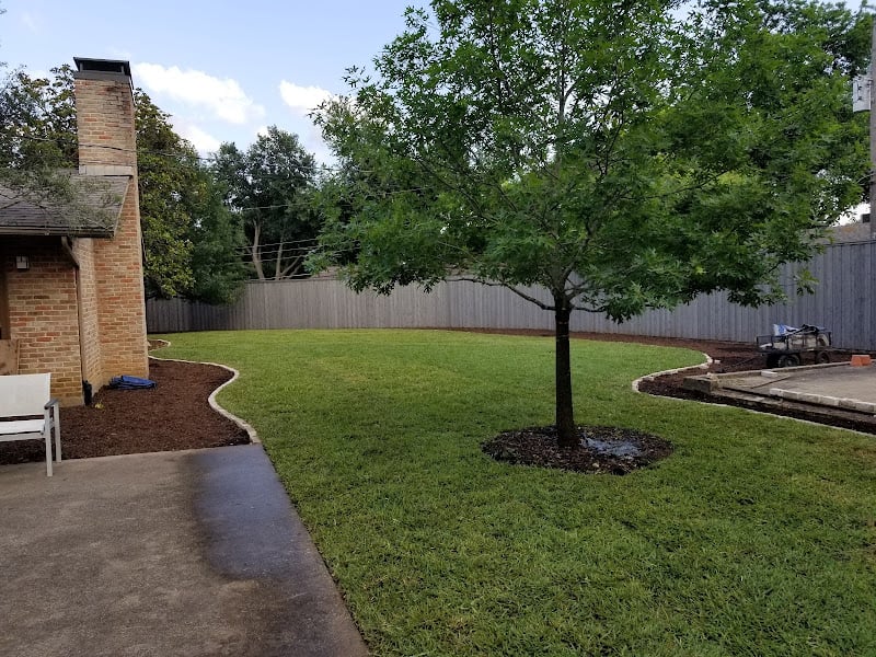 Santos Landscaping & Sprinklers