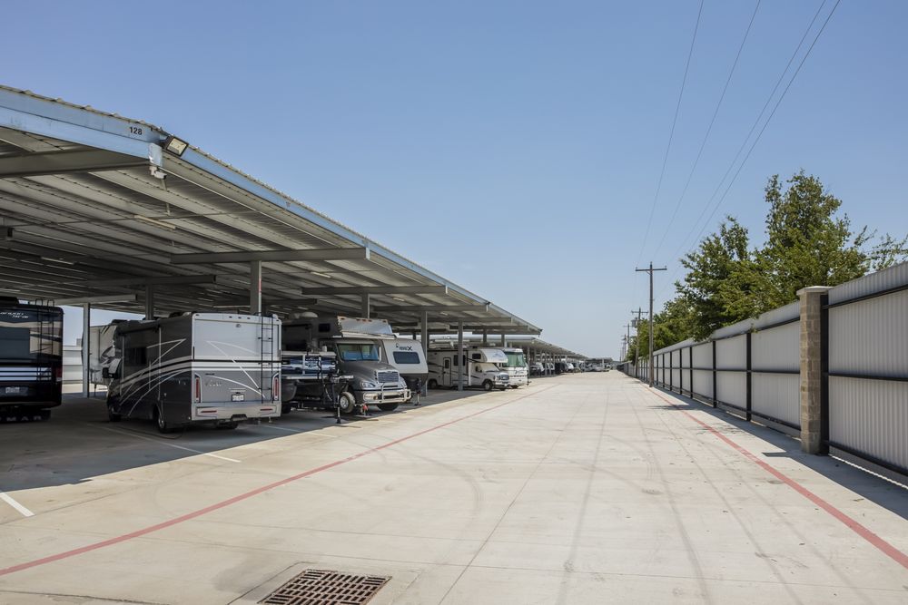 Honey Bee RV Storage
