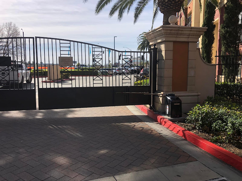 Rowlett Garage Door and Gates