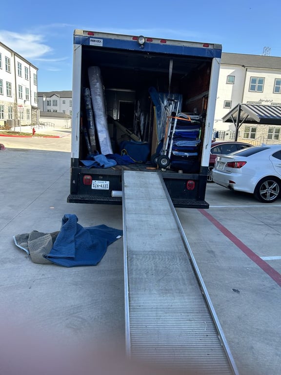 Guzman’s professional movers