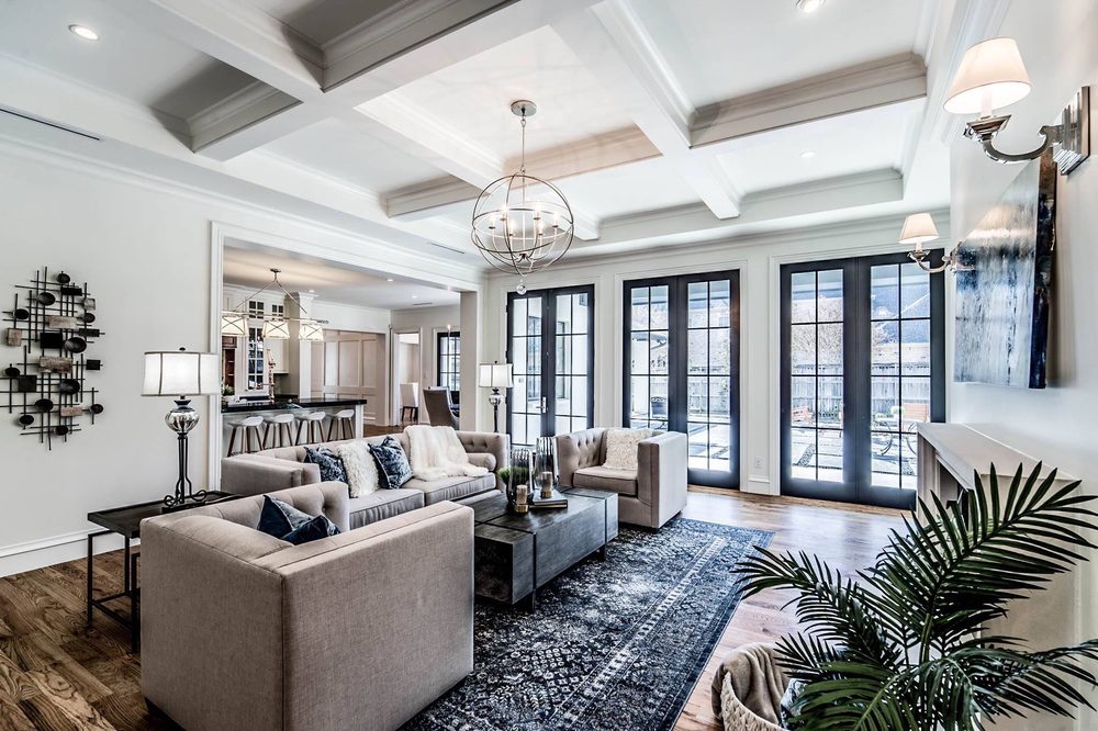 Evergreen Staging & Design