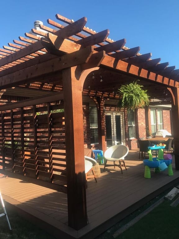 Golden Eagle Fence and Stain