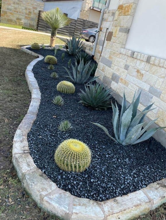 Estrada Fencing & Outdoor Living