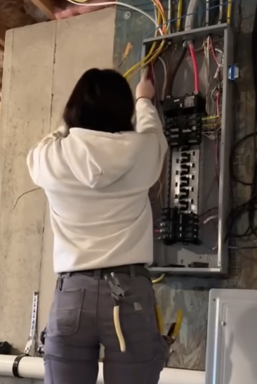 Urgent Electrician Irving TX