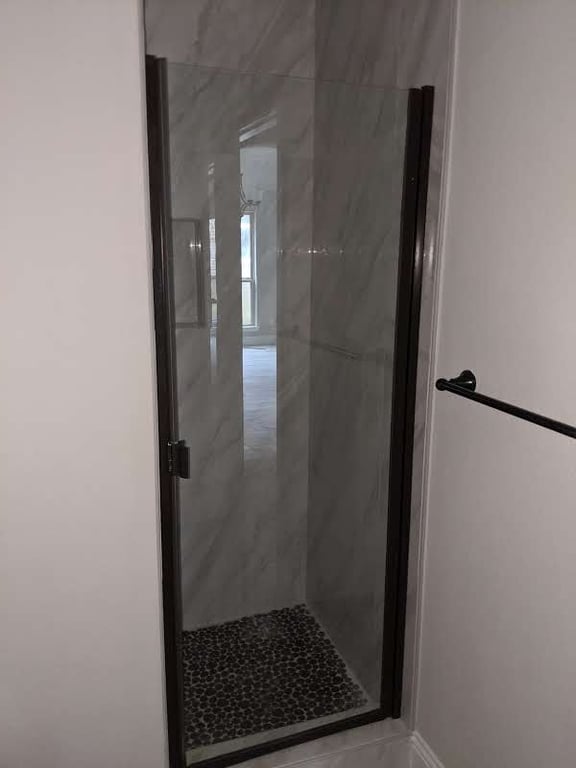 Artisan Glass Designs, LLC