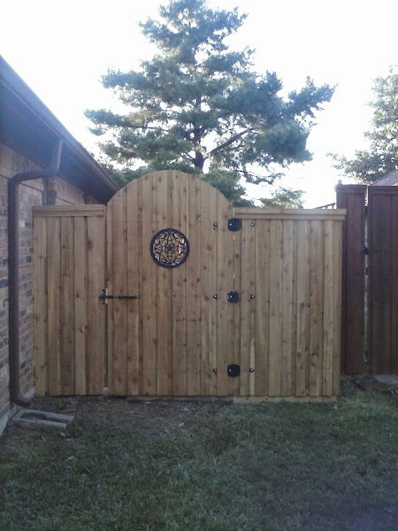 Mike Wing Fence And Deck Repair
