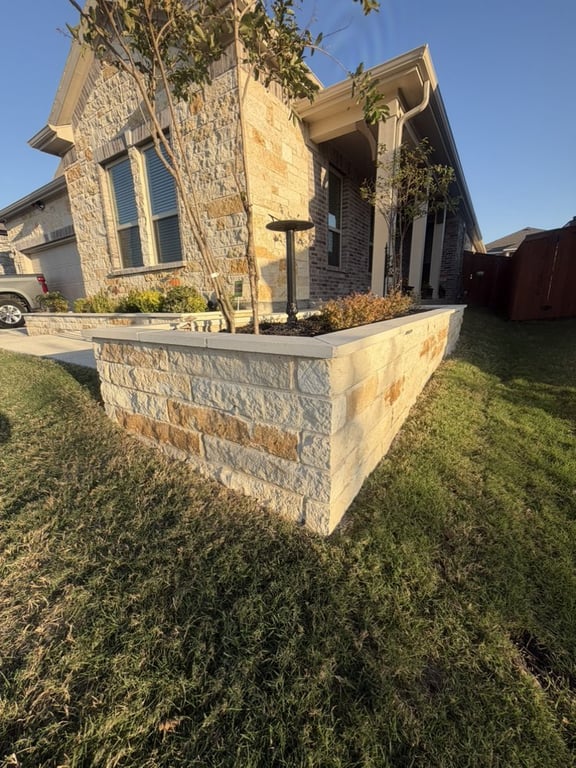 Estrada Fencing & Outdoor Living