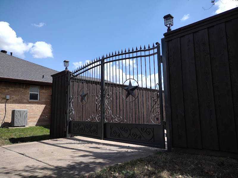 Barries Fence & Gates Repair Irving
