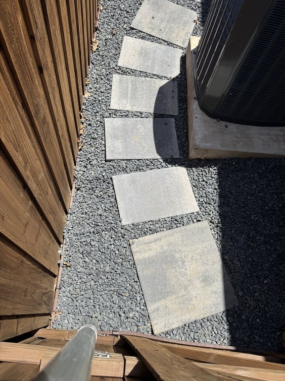Rodriguez fences Installation
