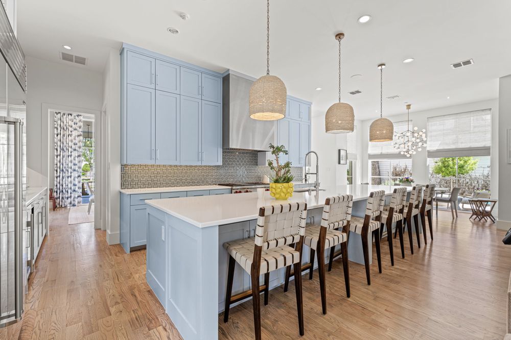 Living Modern Furnishings & Design
