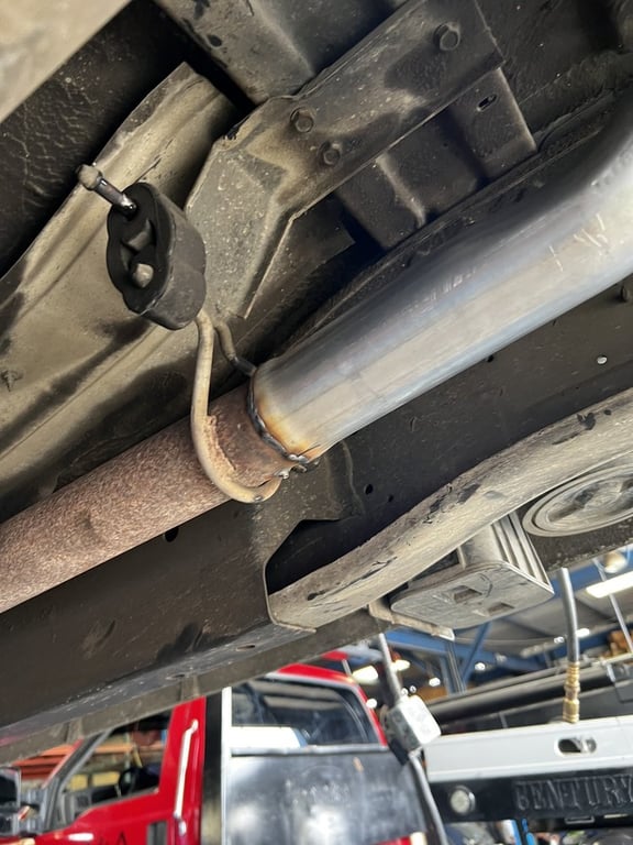 Mejia Muffler & Radiator Shop