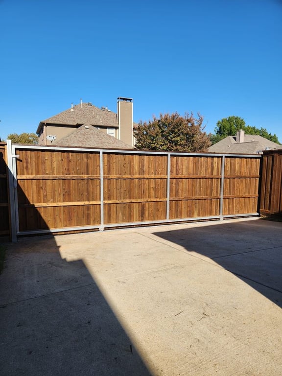 Zarate Fence