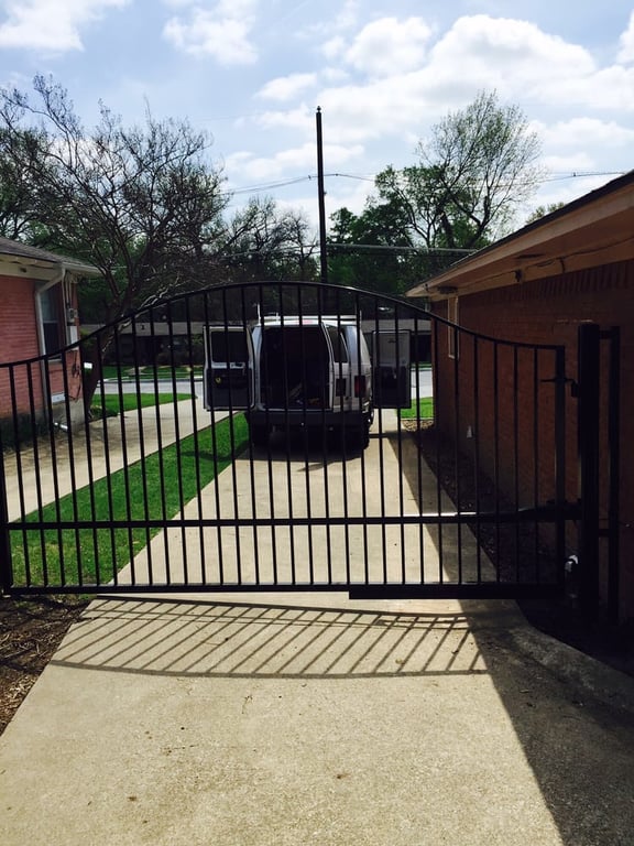 Automatic Gate Tech