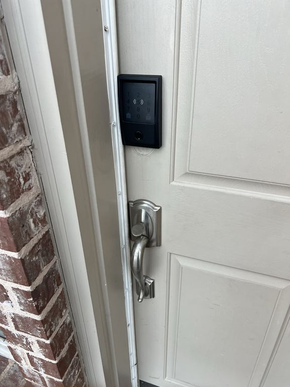 Ed’s Locksmith Services