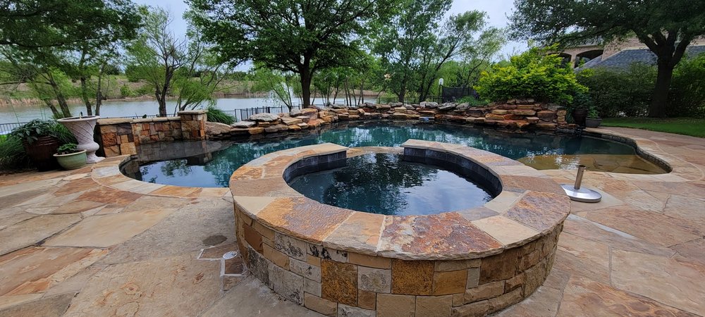 Graves Pools and Outdoor Living