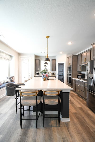 Lively Luxury Designs