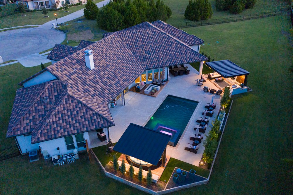 Graves Pools and Outdoor Living