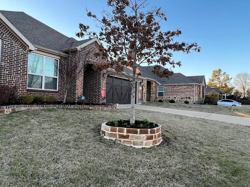 Macario Lawn and Landscaping Service