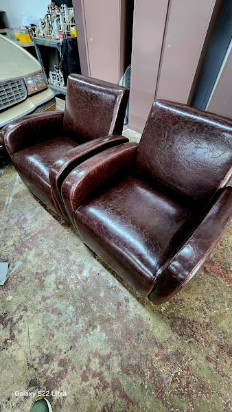 Nsydezout Upholstery