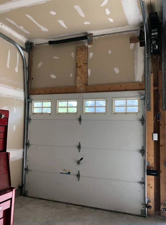 Cedarwood Gates & Garage Doors