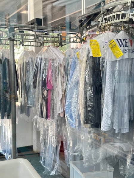 Lakeside Cleaners
