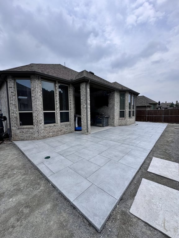 Crestrock Construction