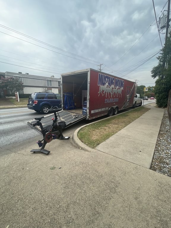 Mustang Moving