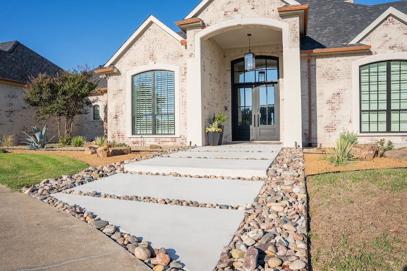 Graves Pools & Outdoor Living