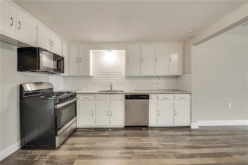 Pro Brush Painting And Remodeling