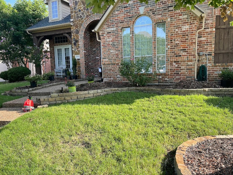 Pristine Landscaping & Lighting