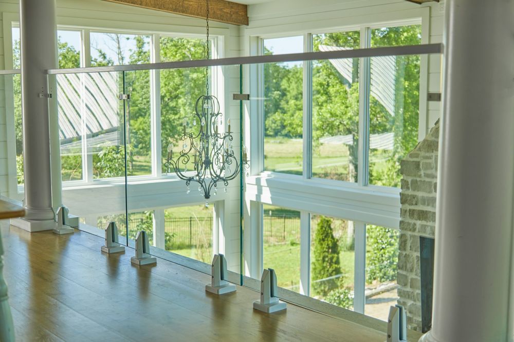 Hurricane Glass and Showers