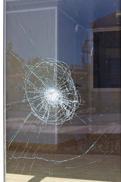 Super M Glass and Aluminum