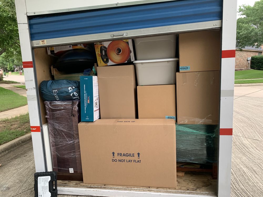 College Moving Nerds