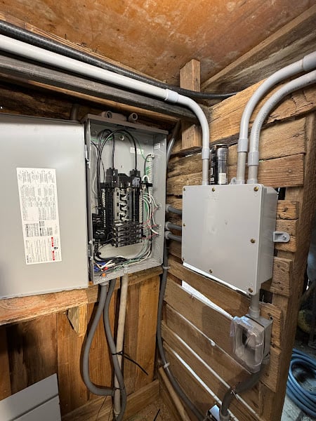 Electrician Near Me Experts LLC
