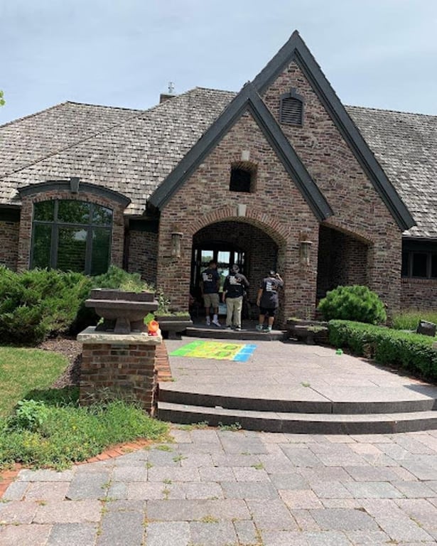The Move Place