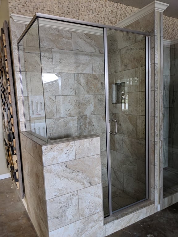 Service Bath & Glass