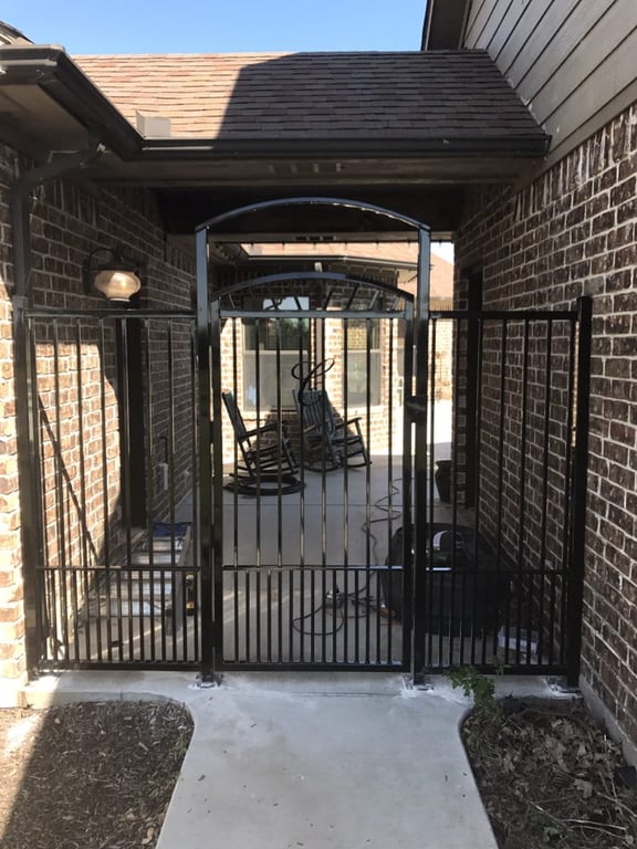 Rolling Gate & Fence Co