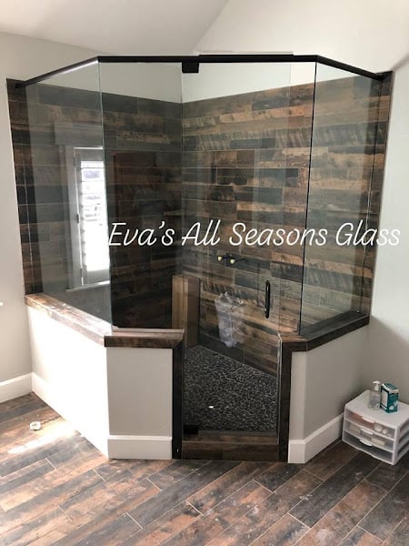 Eva's All Seasons Glass,LLC