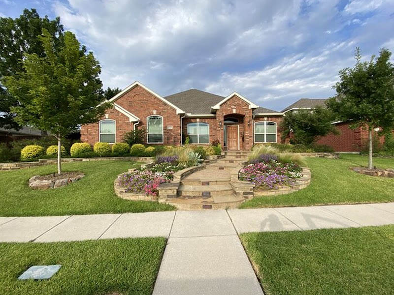 Four Seasons Lawn + Landscaping | Murphy