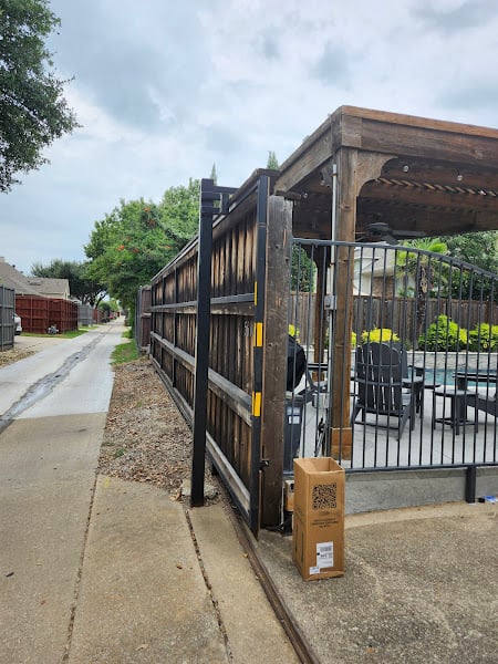 Dallas Gate Company