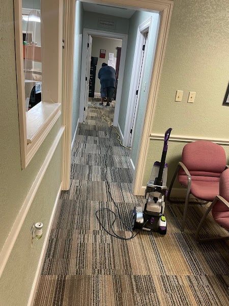 AM TEXAS CLEANING SERVICE LLC