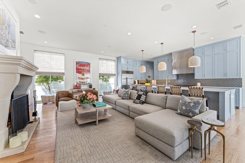 Living Modern Furnishings & Design