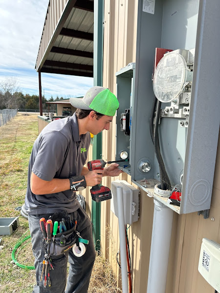 Top Notch Electrician