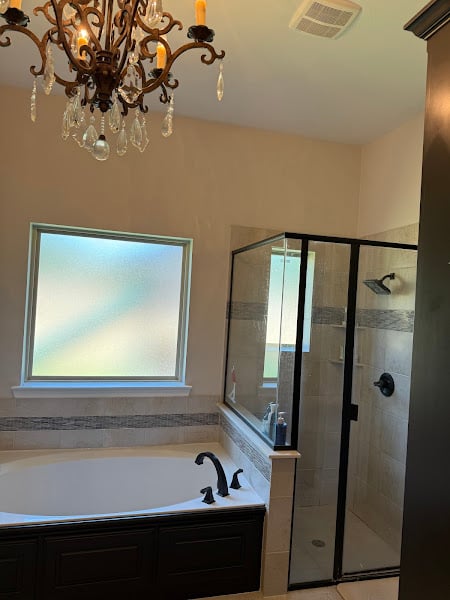 Alumiglass and Windows LLC