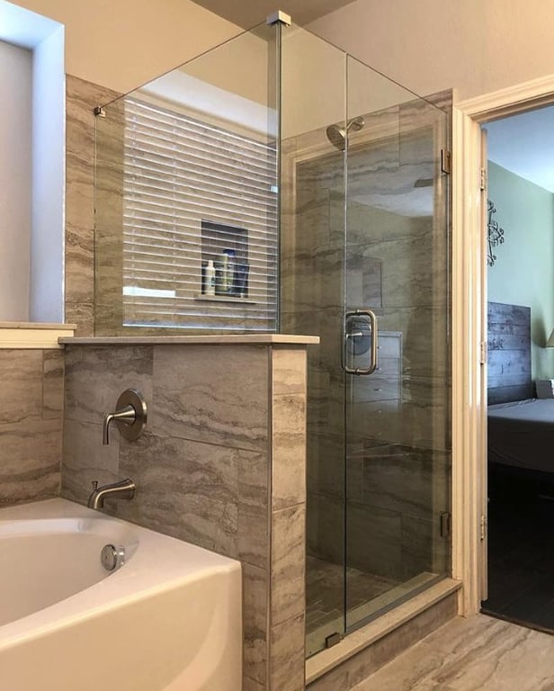 E & M Glaziers